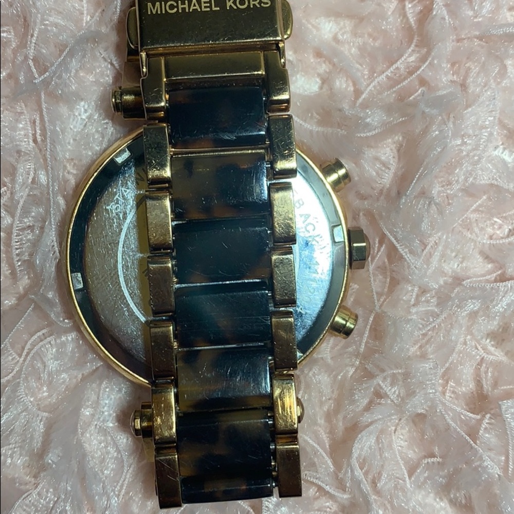 Micheal Kors watch - Picture 4 of 4